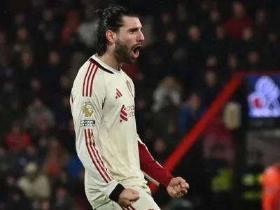 Szoboszlai ‘bùng nổ’ ghi bàn đẳng cấp, Liverpool vẫn thua ngược sốc Bournemouth