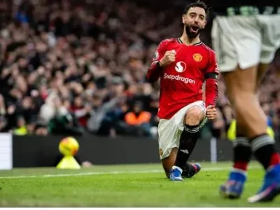 Owen Hargreaves ‘cạn lời’ trước con số khủng của Bruno Fernandes: ‘Chỉ có trên Playstation!’