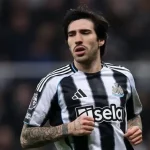 MU nhận cú sốc: Newcastle ra tuyên bố chấn động về tương lai Sandro Tonali 1
