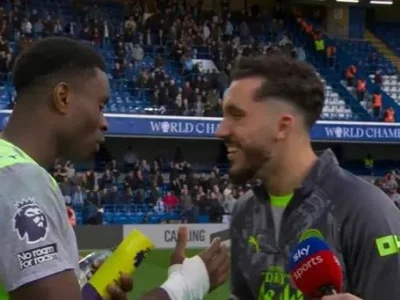 Cú Nhường Ngôi Gây Sốt: Marc Guehi Từ Chối Danh Hiệu, Trao Hết Vinh Quang Cho Đồng Đội