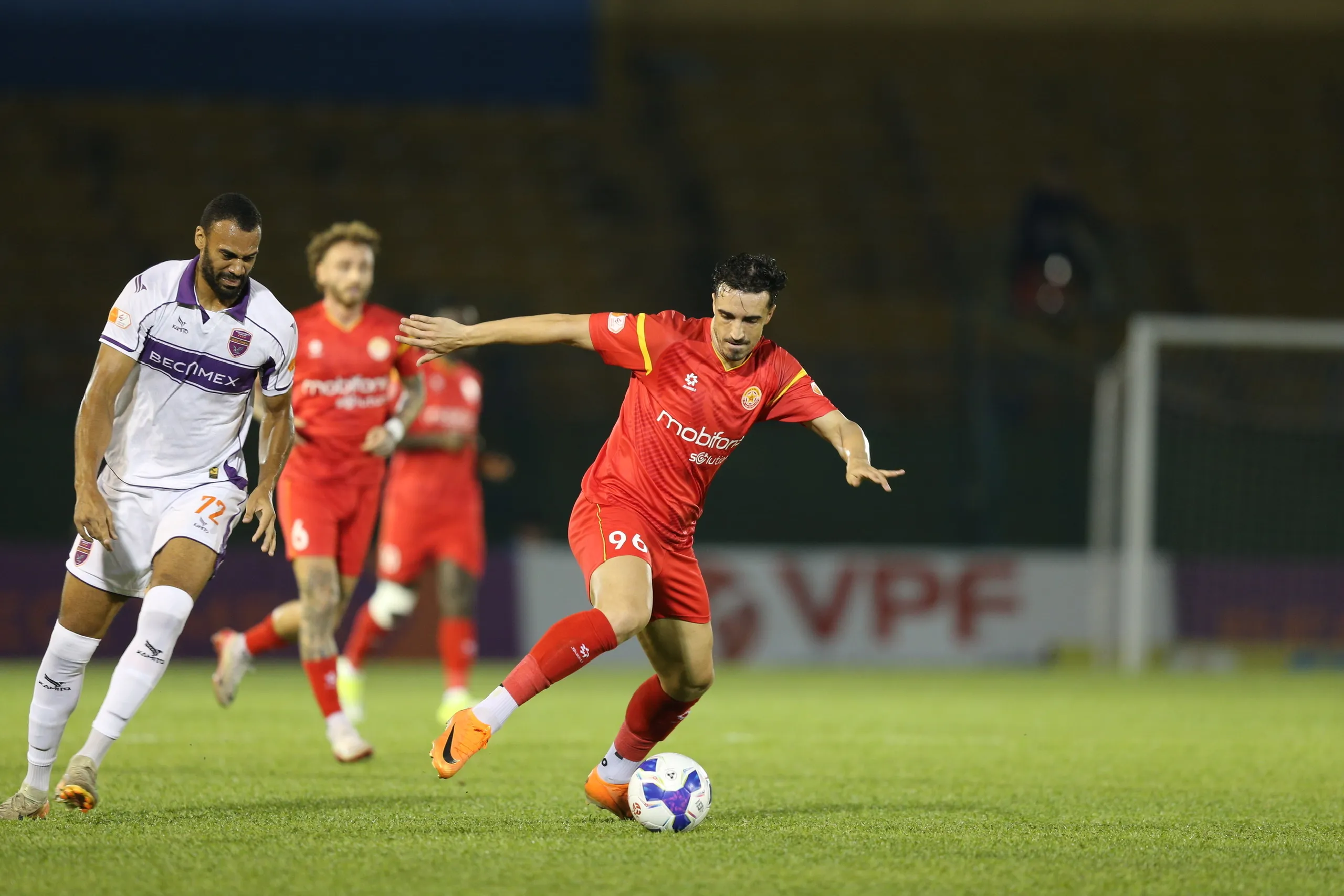 HLV người Nhật báo tin vui về chấn thương của Bùi Vĩ Hào 1